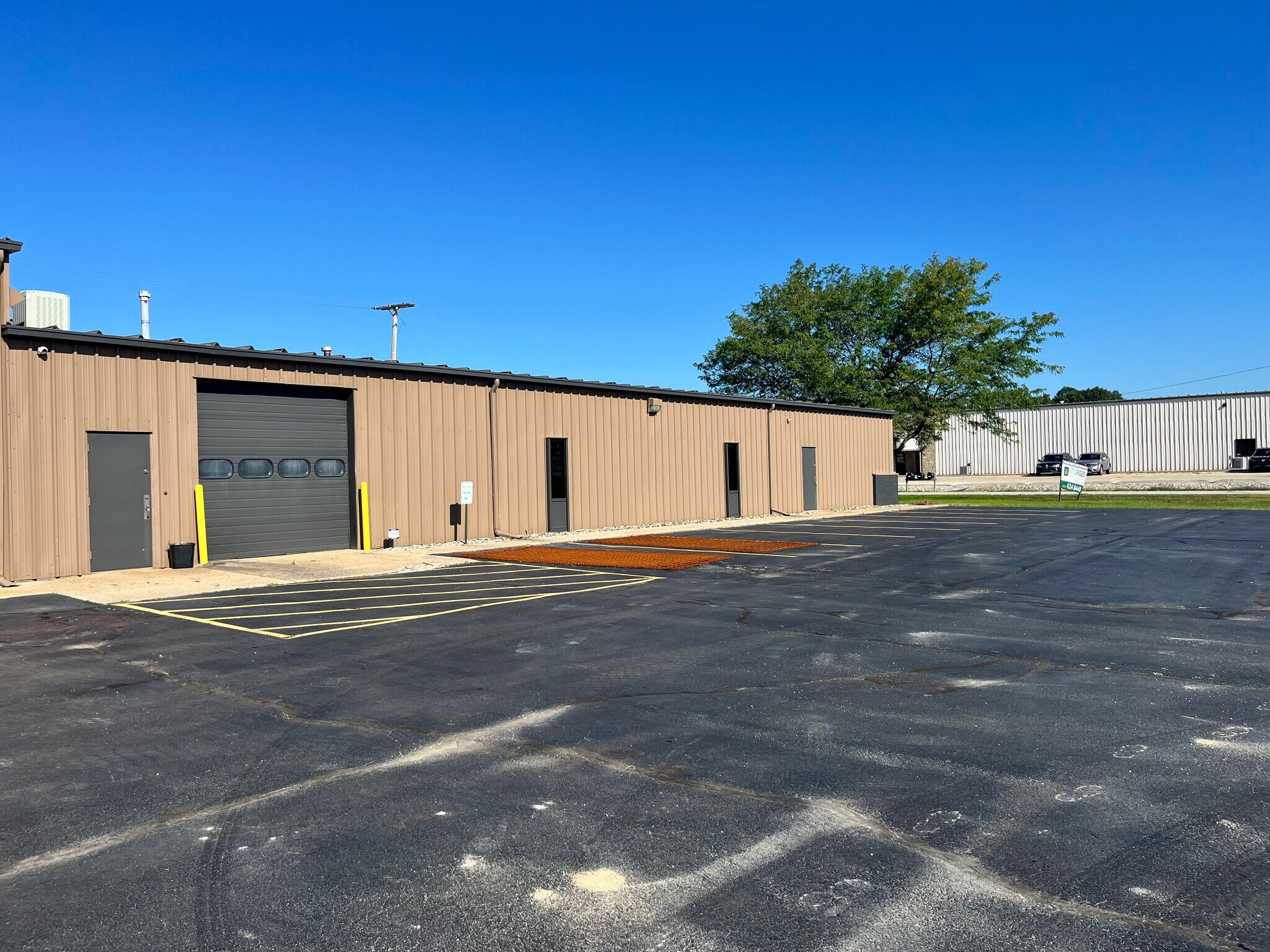 6319 Discount Dr, Fort Wayne, IN à louer Photo intérieure– Image 1 sur 6
