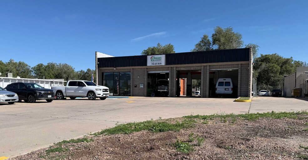 2446 E Platte Ave, Colorado Springs, CO à vendre - Photo de l’immeuble – Image 2 sur 6