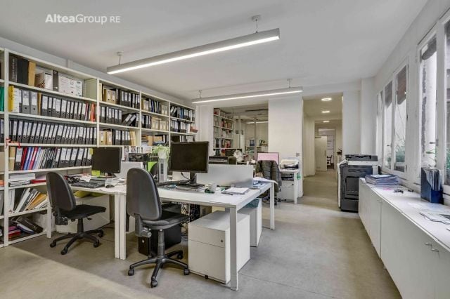 Bureau dans Paris à vendre Photo de l’immeuble– Image 1 sur 11