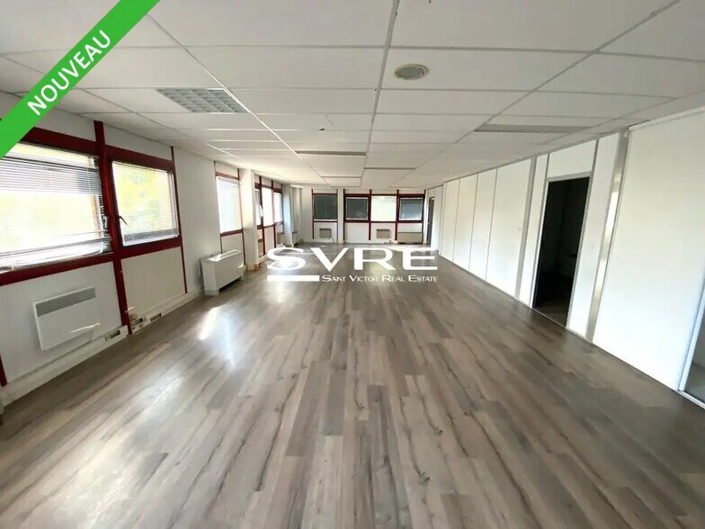 Bureau dans Meyreuil à louer - Photo de l’immeuble – Image 1 sur 4