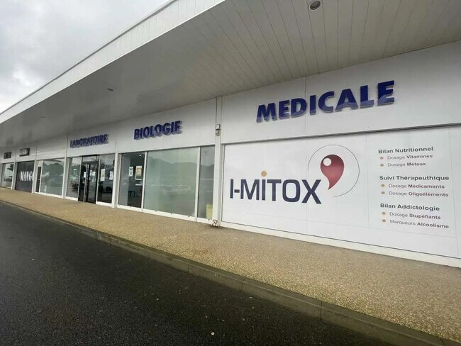 Plus de détails pour Local commercial à louer