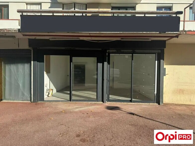 Local commercial dans Ablon-sur-Seine à vendre - Photo de l’immeuble – Image 1 sur 7