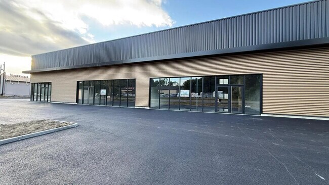 Plus de détails pour Industriel/Logistique à vendre