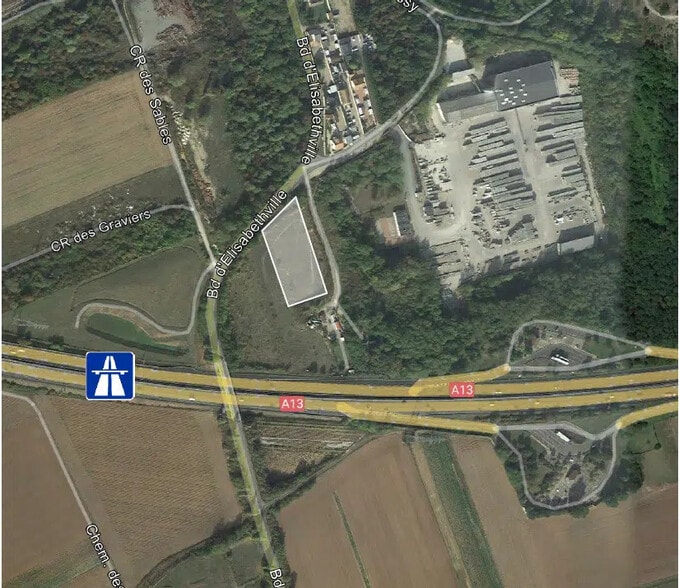 Industriel/Logistique dans Épône à vendre - Photo de l’immeuble – Image 2 sur 3