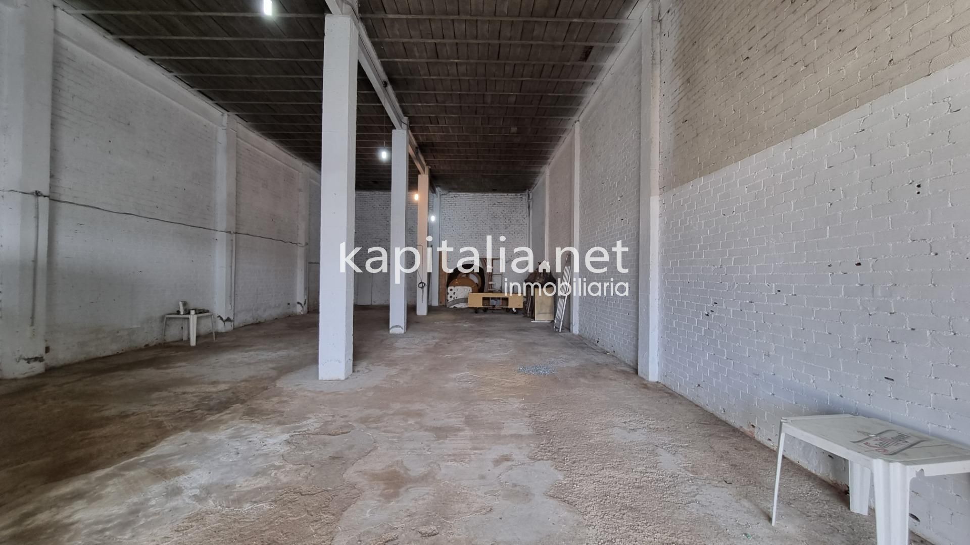 Industriel/Logistique dans Albaida, Valencia à vendre Photo principale– Image 1 sur 5