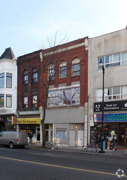 2963-2965 Dundas St W, Toronto, ON à vendre - Photo de l’immeuble – Image 2 sur 38