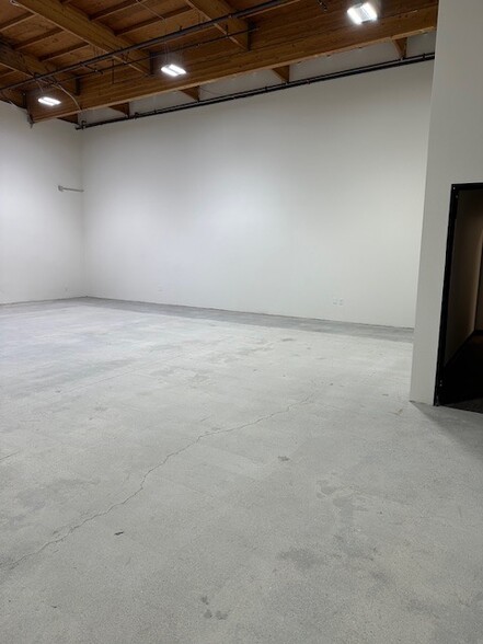 307 W Taft Ave, Orange, CA à louer - Photo de l’immeuble – Image 2 sur 7