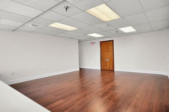 2150 Coral Way, Miami, FL à louer Photo intérieure– Image 1 sur 11
