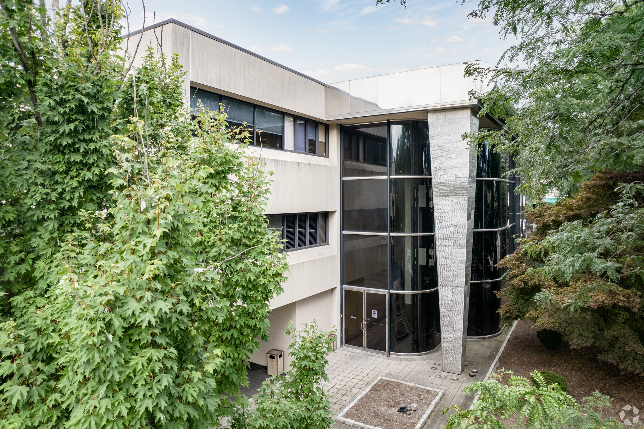 700 Palisade Ave, Englewood Cliffs, NJ à louer Photo de l’immeuble– Image 1 sur 7