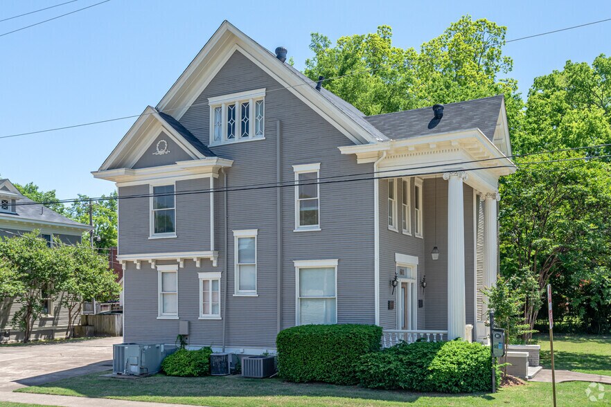 601 Rock St, Little Rock, AR à louer - Photo de l’immeuble – Image 3 sur 12