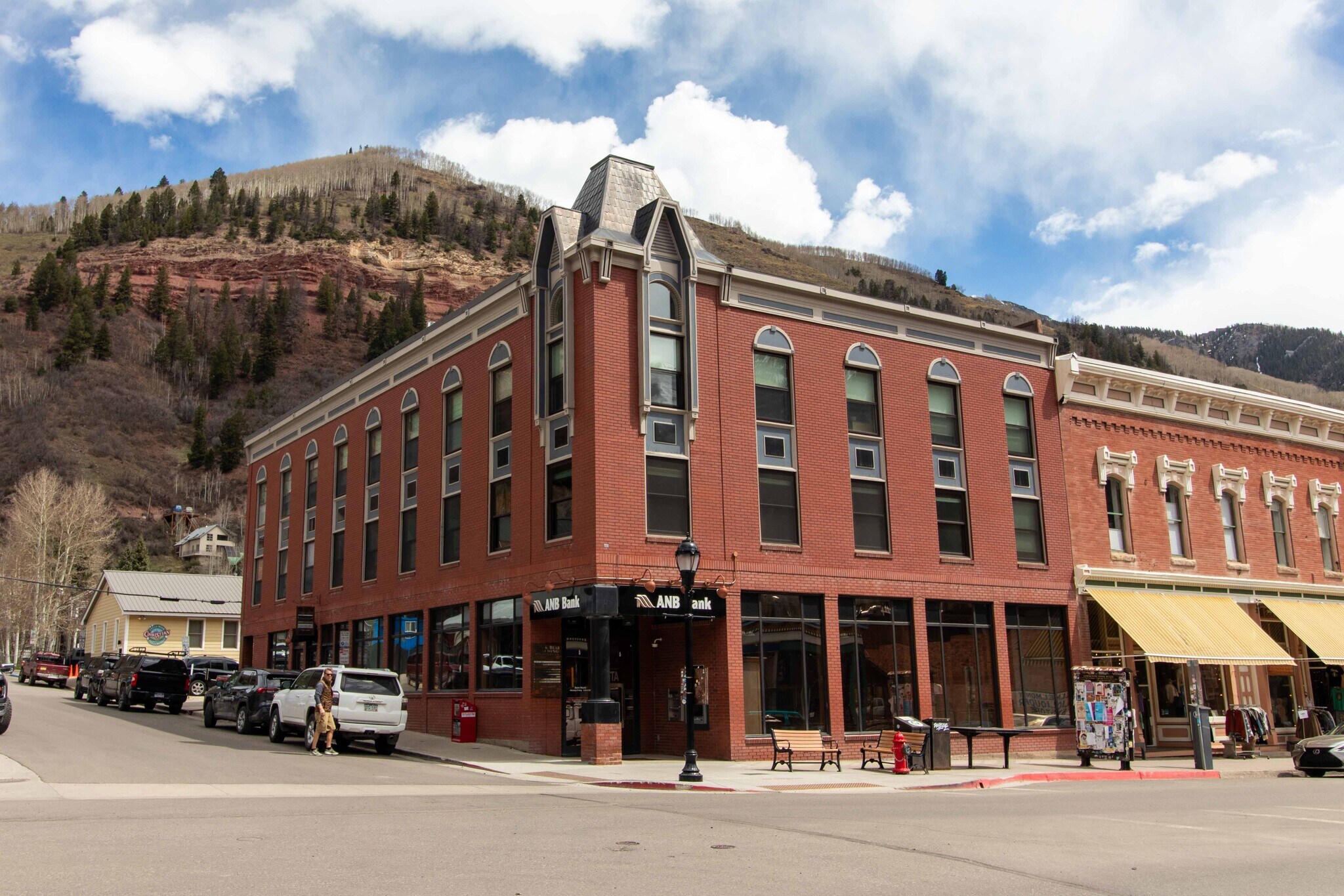 135-137 Colorado Ave, Telluride, CO à louer Photo principale– Image 1 sur 8
