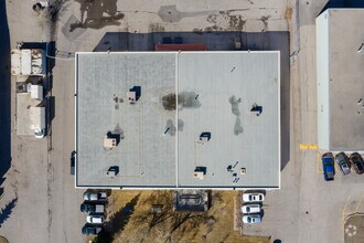 6403 Burbank Rd SE, Calgary, AB - Vue aérienne  vue de carte