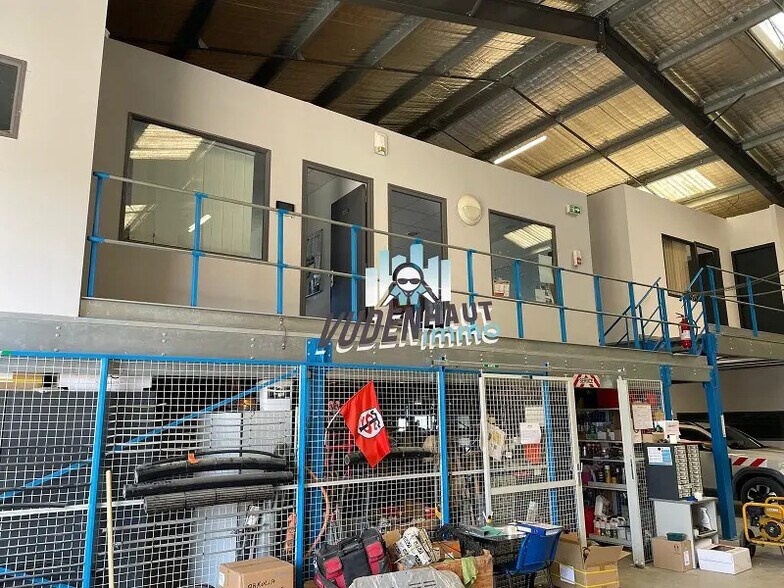 Local d’activités dans Noé à louer - Photo principale – Image 3 sur 9