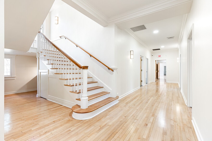 331 N 1st Ave, Phoenix, AZ à louer - Photo intérieure – Image 3 sur 38