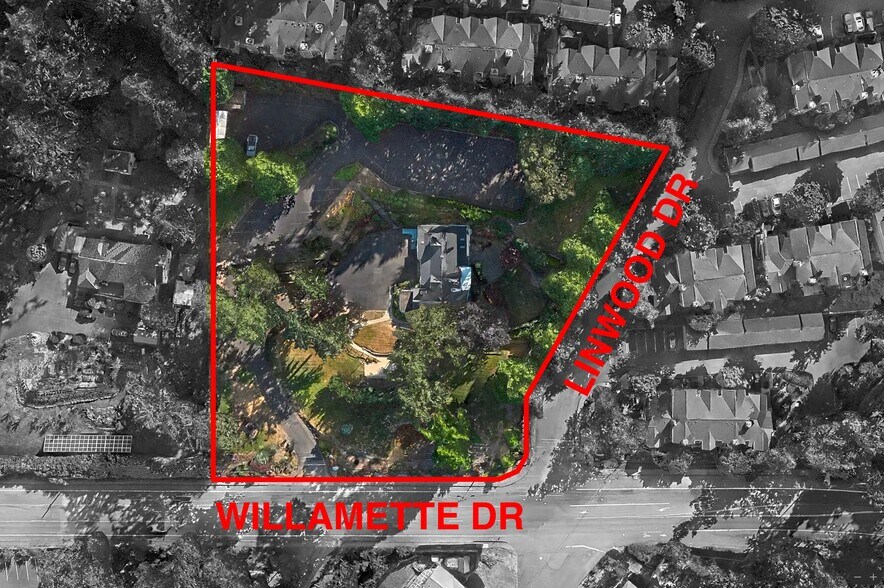 20255 Willamette Dr, West Linn, OR à vendre - Photo de l’immeuble – Image 2 sur 39