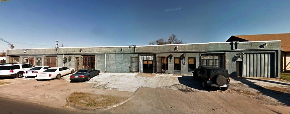 4528 Crosstown Expy, Dallas, TX à louer - Photo de l’immeuble – Image 2 sur 10