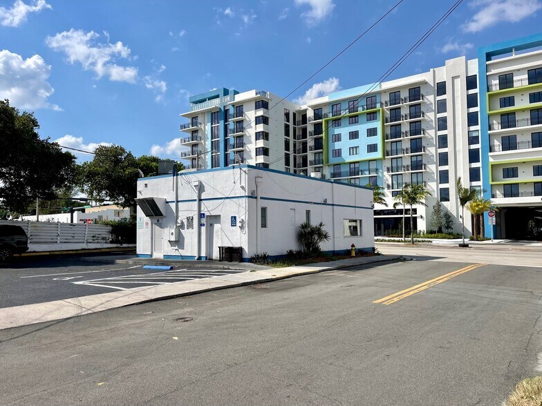50 E Dania Beach Blvd, Dania Beach, FL à vendre - Photo de l’immeuble – Image 3 sur 12