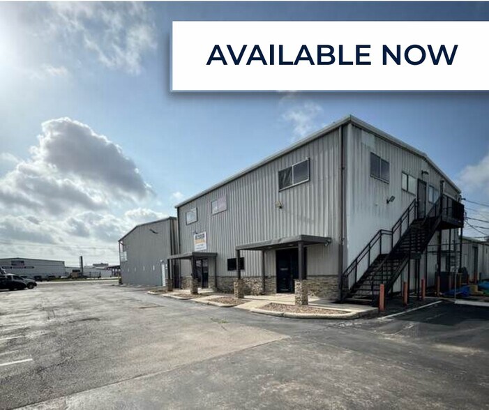 1818 Federal Rd, Houston, TX à louer - Photo de l’immeuble – Image 3 sur 9
