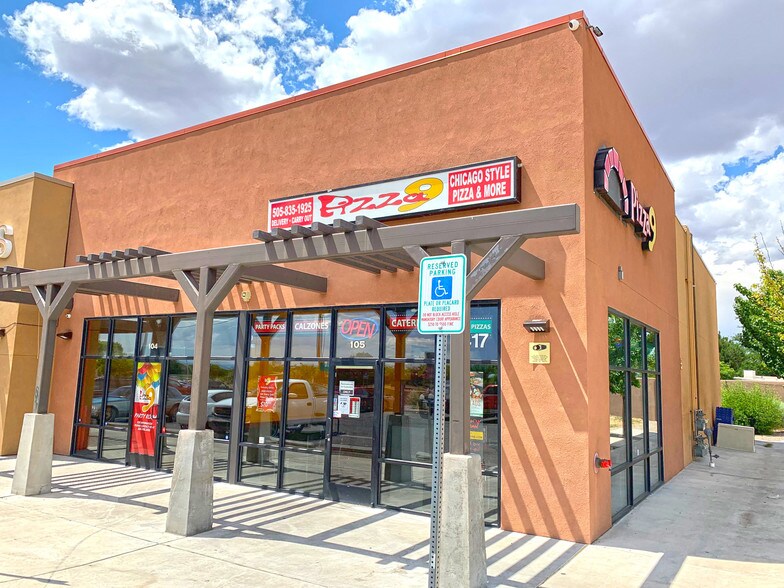 Esplanade Village Retail portefeuille de 2 biens à vendre sur LoopNet.fr - Photo de l’immeuble – Image 2 sur 8