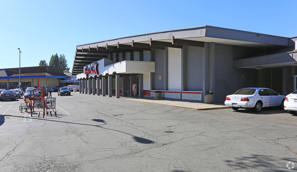 4663-4673 Clayton Rd, Concord, CA à louer - Photo principale – Image 1 sur 11