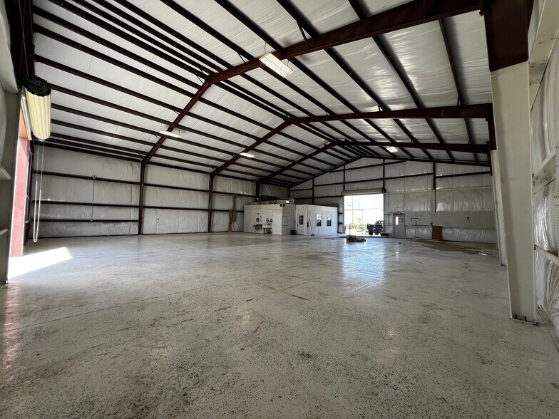 7502 Holley Cir, Panama City Beach, FL à louer - Photo de l’immeuble – Image 2 sur 8