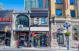 Plus de détails pour 685 Yonge St, Toronto, ON - Local commercial à louer