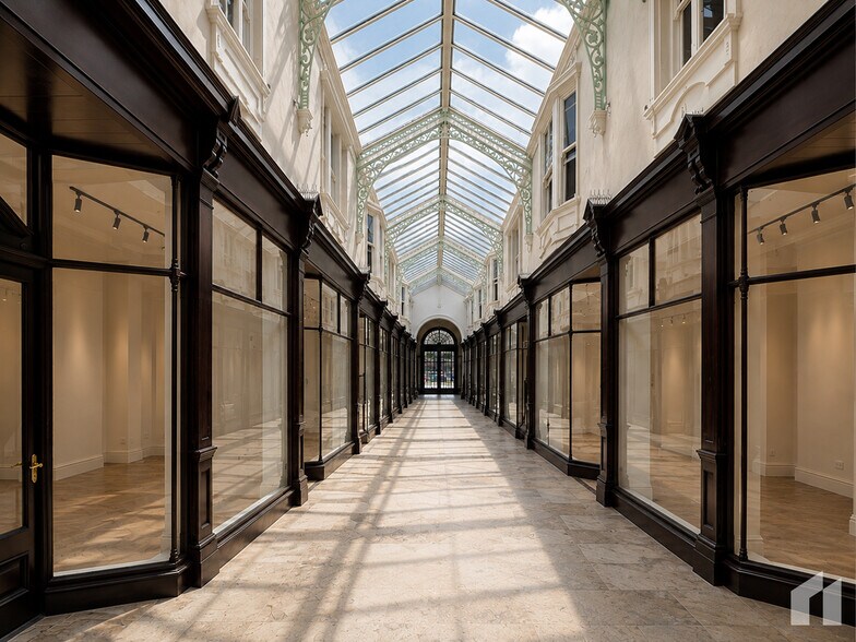1-22 The Arcade, Dewsbury à louer - Photo de l’immeuble – Image 1 sur 18