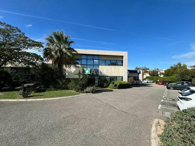 Bureau dans Les Pennes-Mirabeau à vendre - Photo de l’immeuble – Image 2 sur 14