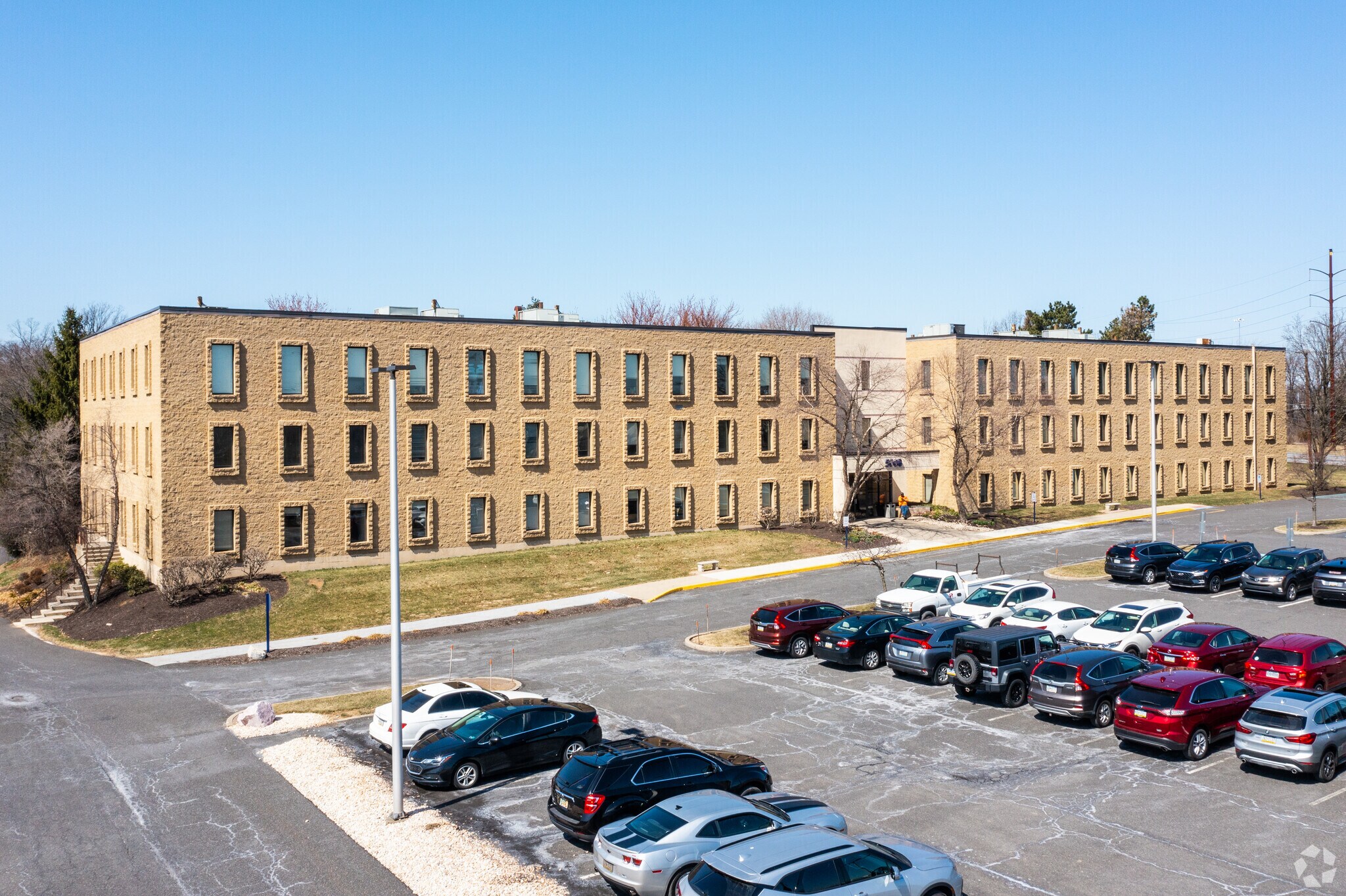 5000 W Tilghman St, Allentown, PA à louer Photo de l’immeuble– Image 1 sur 6