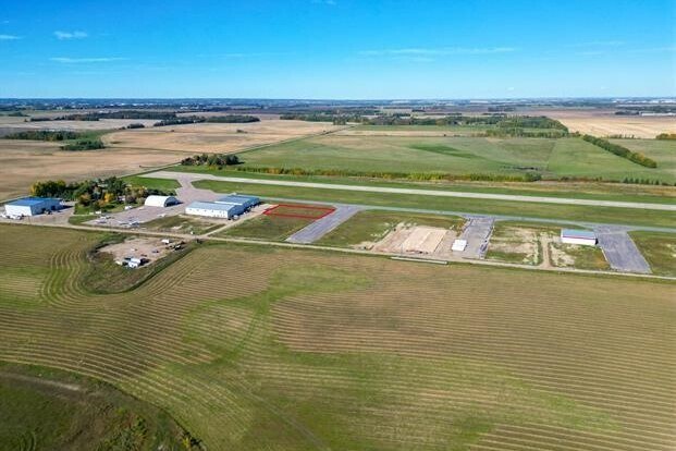 52111 Range Road 270, Spruce Grove, AB à vendre - Aérien – Image 2 sur 7