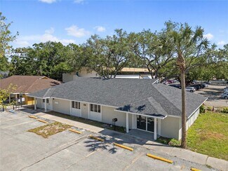 Plus de détails pour 12425 N Florida Ave, Tampa, FL - Bureau à vendre