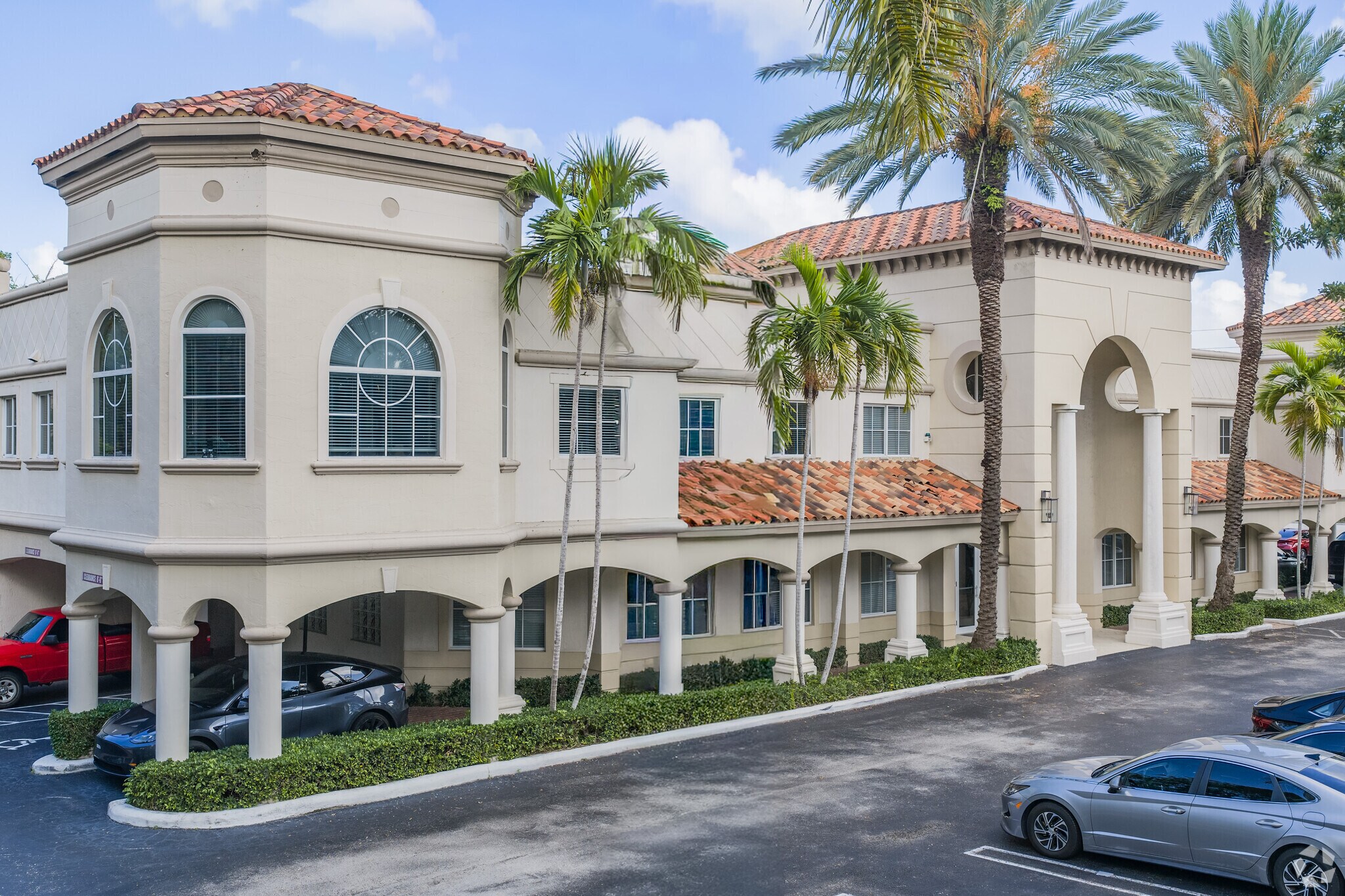 12900 SW 128th St, Miami, FL à vendre Photo de l’immeuble– Image 1 sur 6