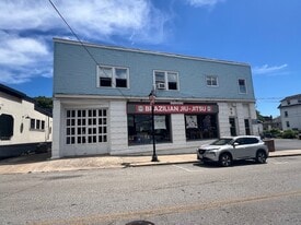 33 Railroad Ave - Commerce