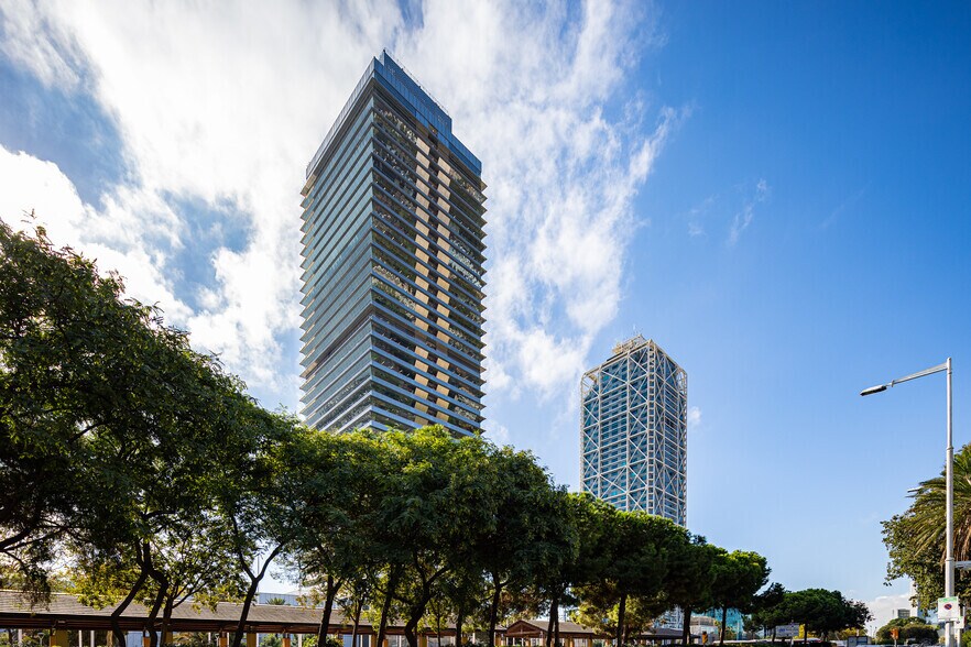 Carrer de la Marina, Barcelone, Barcelona à louer - Photo de l’immeuble – Image 3 sur 7