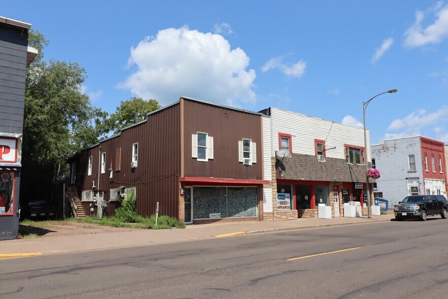 605-611 Main St E portefeuille de 3 biens à vendre sur LoopNet.fr - Photo de l’immeuble – Image 2 sur 12