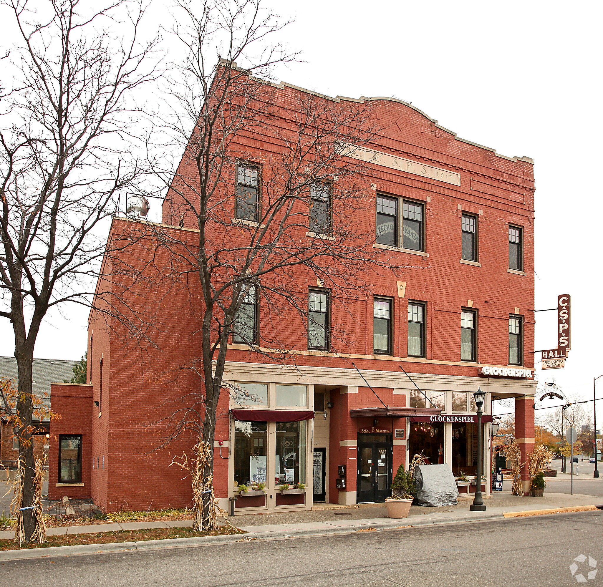 605 7th St W, Saint Paul, MN à louer Photo principale– Image 1 sur 3