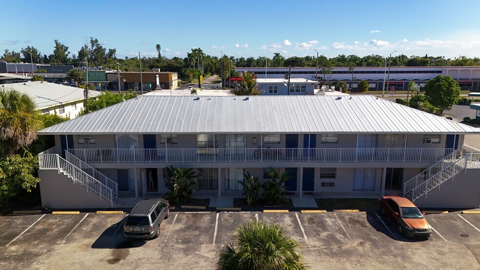 1947 Ricardo Ave, Fort Myers, FL à vendre - Aérien – Image 3 sur 18