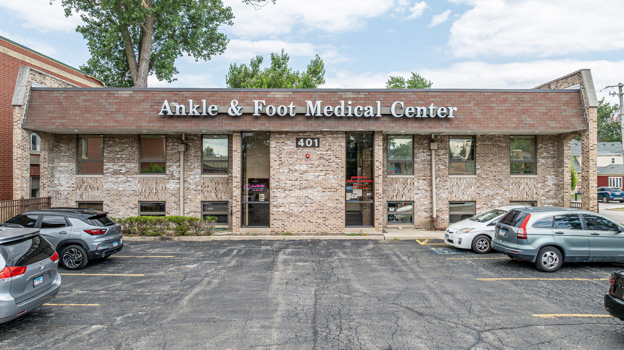 401 N York St, Elmhurst, IL à vendre Photo de l’immeuble– Image 1 sur 22