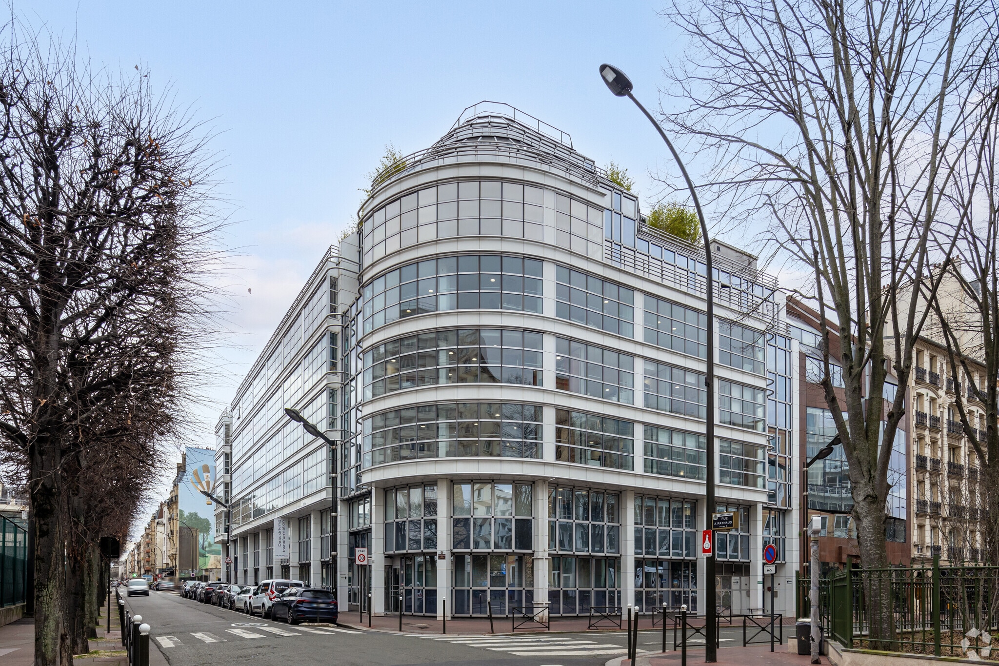 91-95 Rue Carnot, Levallois-Perret à louer Photo principale– Image 1 sur 2