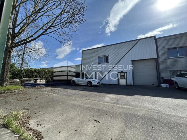 Plus de détails pour Industriel/Logistique à vendre