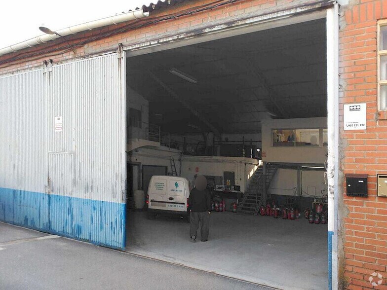 Industriel/Logistique dans La Colilla, Ávila à louer - Photo de l’immeuble – Image 3 sur 6