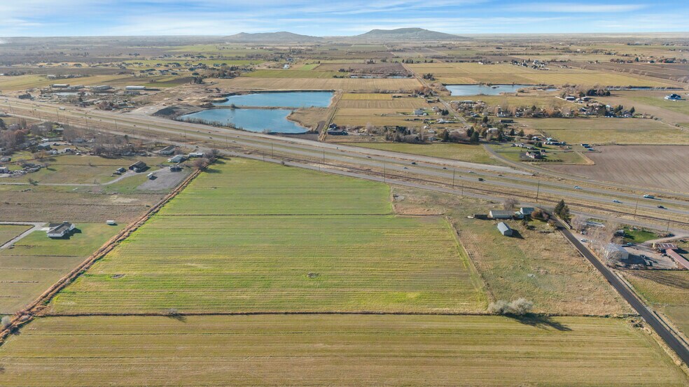 3400 S Yellowstone Highway, Rexburg, ID à vendre - Aérien – Image 2 sur 9