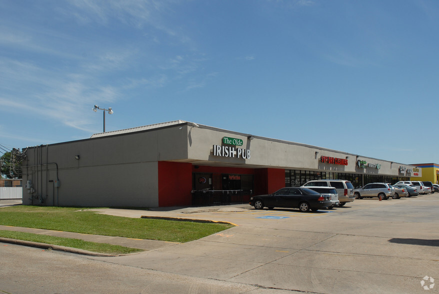 2305-2339 S Kirkwood Dr, Houston, TX à louer - Photo principale – Image 1 sur 1