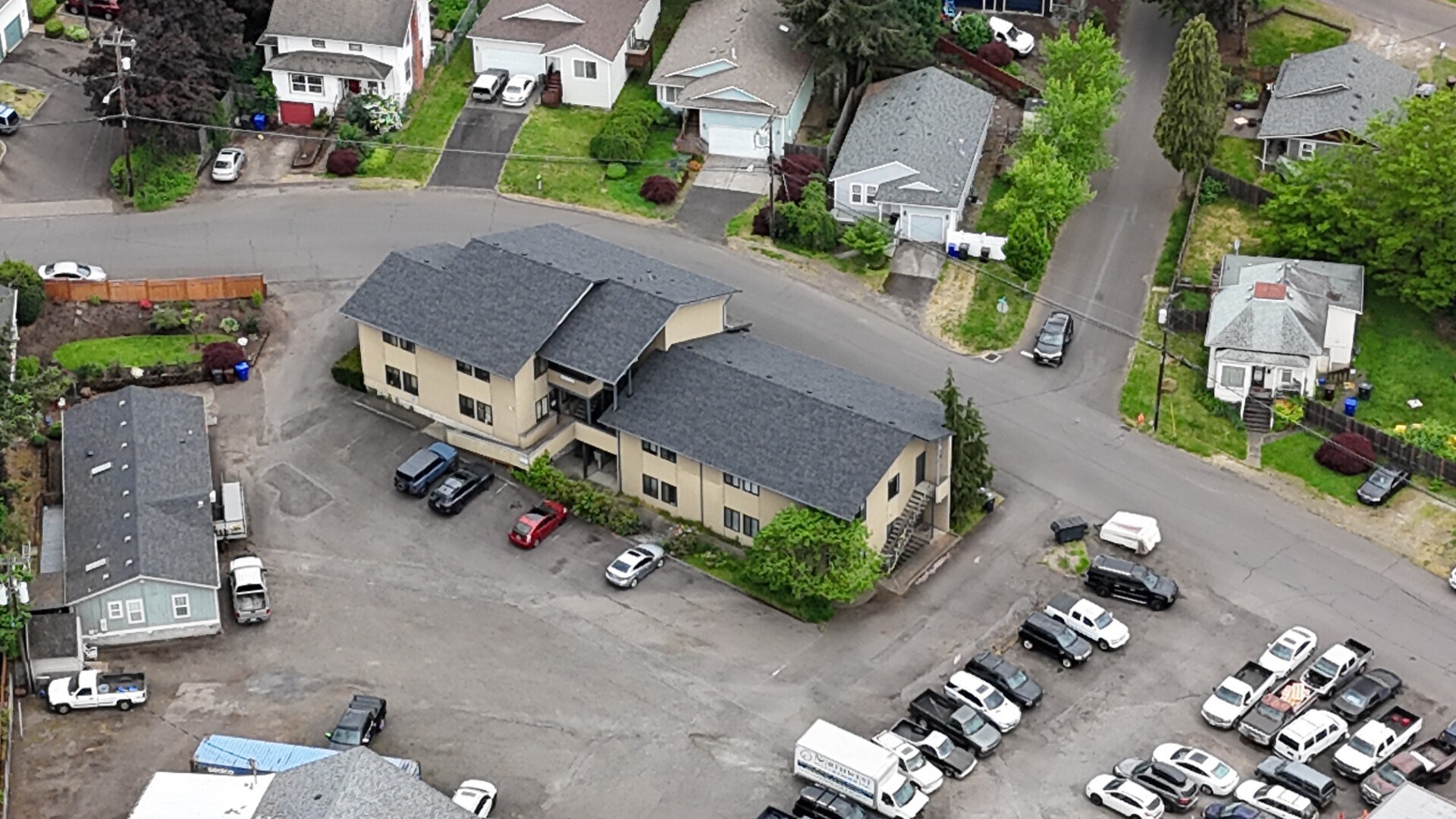 501 Pleasant Ave, Oregon City, OR à vendre Photo de l’immeuble– Image 1 sur 7