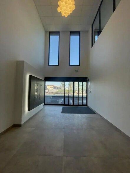 Bureau dans Le Havre à louer - Photo de l’immeuble – Image 2 sur 2