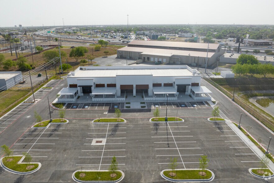 1301 Polk Ave, Pharr, TX à louer - Aérien – Image 1 sur 5