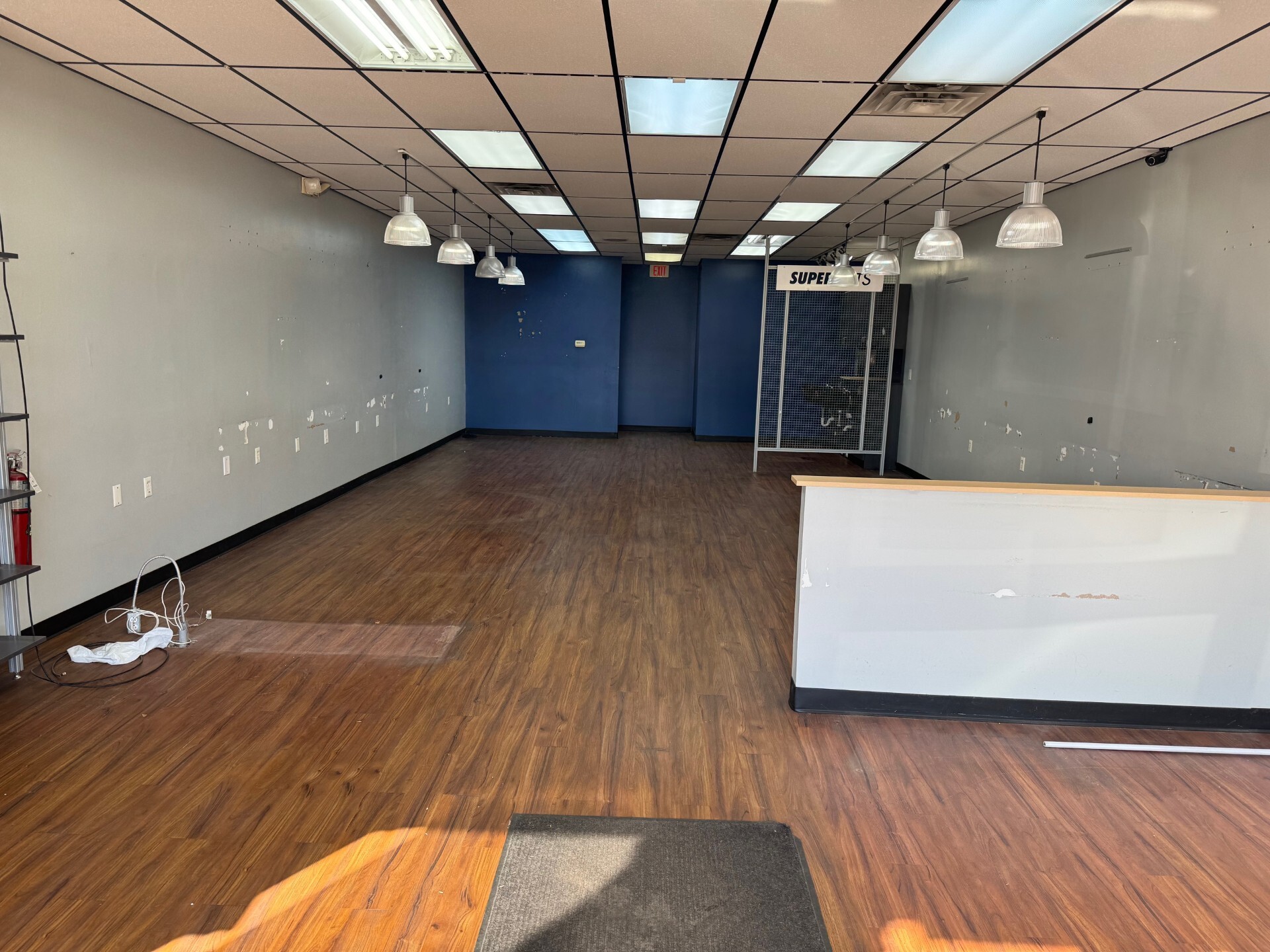 15311-15361 17 Mile Rd, Clinton Township, MI à louer Photo intérieure– Image 1 sur 4