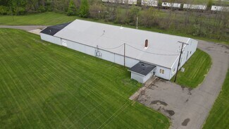 Plus de détails pour 221 W Cherry St, Butler, IN - Industriel/Logistique à louer