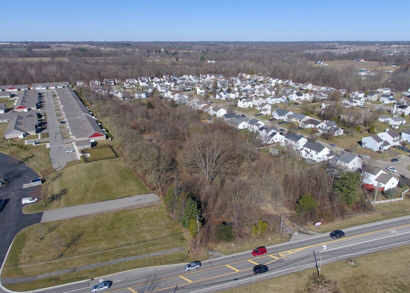 7164 Hazelton Etna Rd SW, Pataskala, OH à vendre - Photo de l’immeuble – Image 2 sur 12