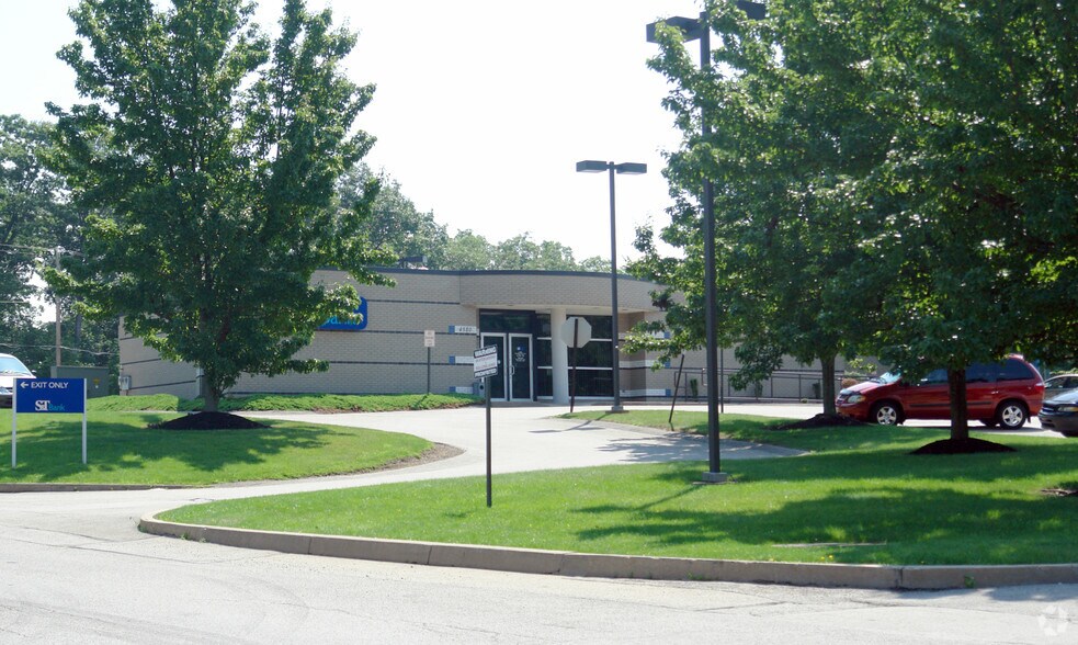 4580 Broadway Blvd, Monroeville, PA à vendre - Photo principale – Image 1 sur 3